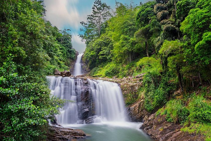 Kadiyanlena Waterfall